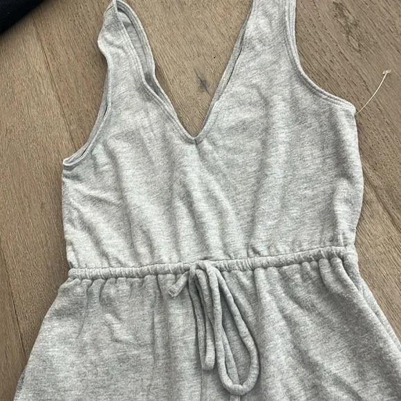 EUC (worn once) Spiritual Gangster ‘Delilah’ Cinched Waist Jumpsuit (XS) - Picture 7 of 14